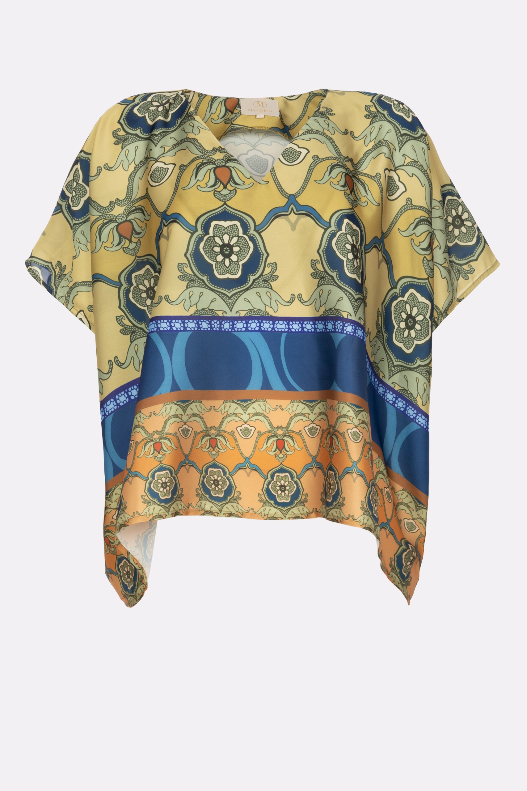 https://api.maximon.croonus.com/croonus-uploads/products_gallery/file/486/3376/bluza-15061-print-1742739466.webp