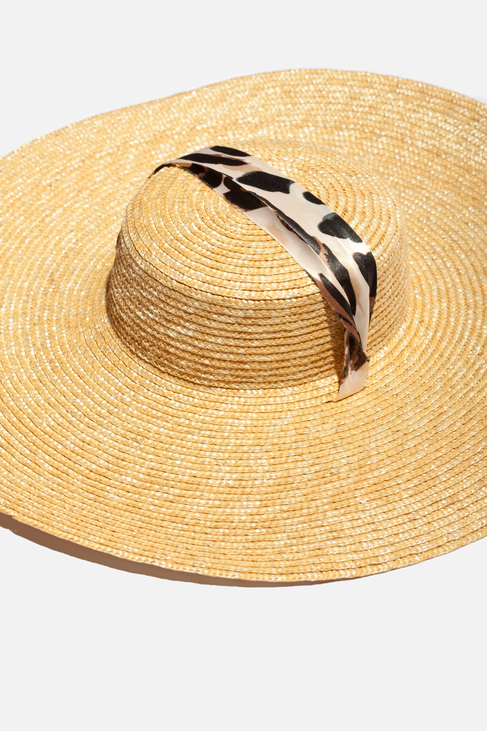 https://api.maximon.croonus.com/croonus-uploads/products_gallery/file/7382/2291/sesir-24003-natur-1746010919.webp